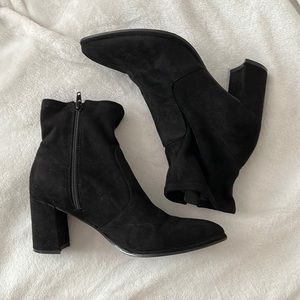 Nine West Black Ankle Heeled Booties